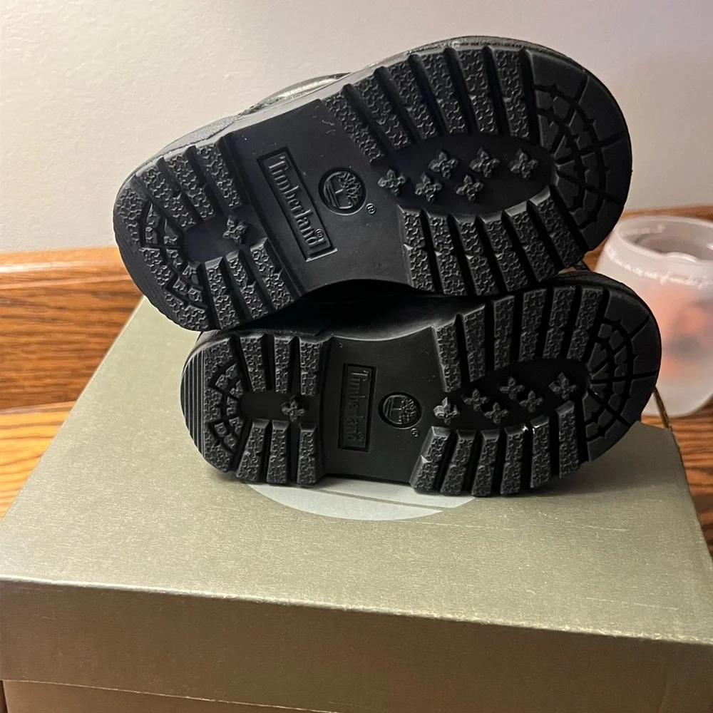 Timberland Kids Baby Toddler Black‎ Smooth Boots Size 5C